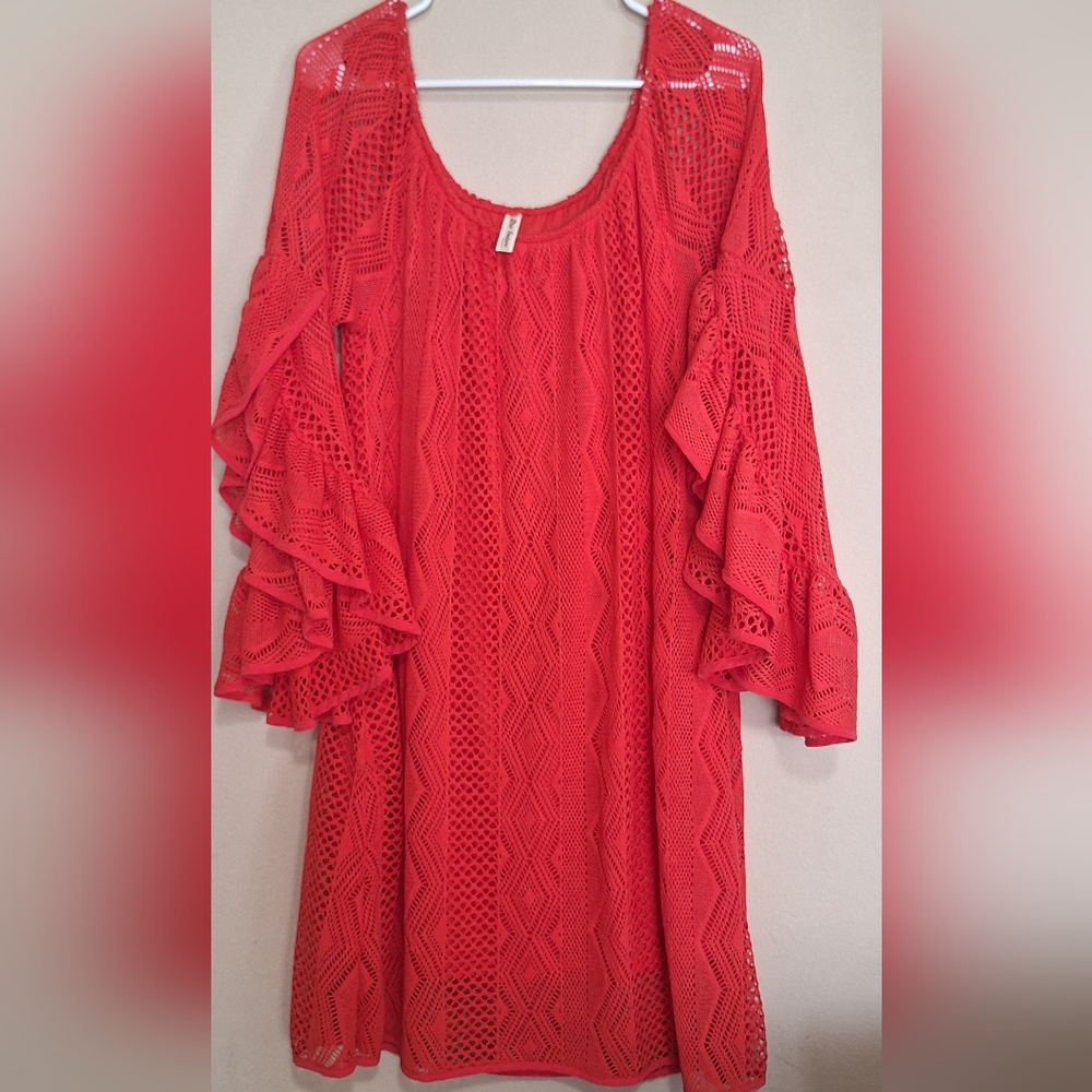 2tee Couture Bright Red Crochet Dress Size Large Open Flow Flutter Bell Sleeves